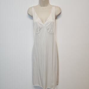 Vintage Vanity Fair Tricot Nylon Slip Nightgown Size 36 S Ivory Midi V-neck Bow